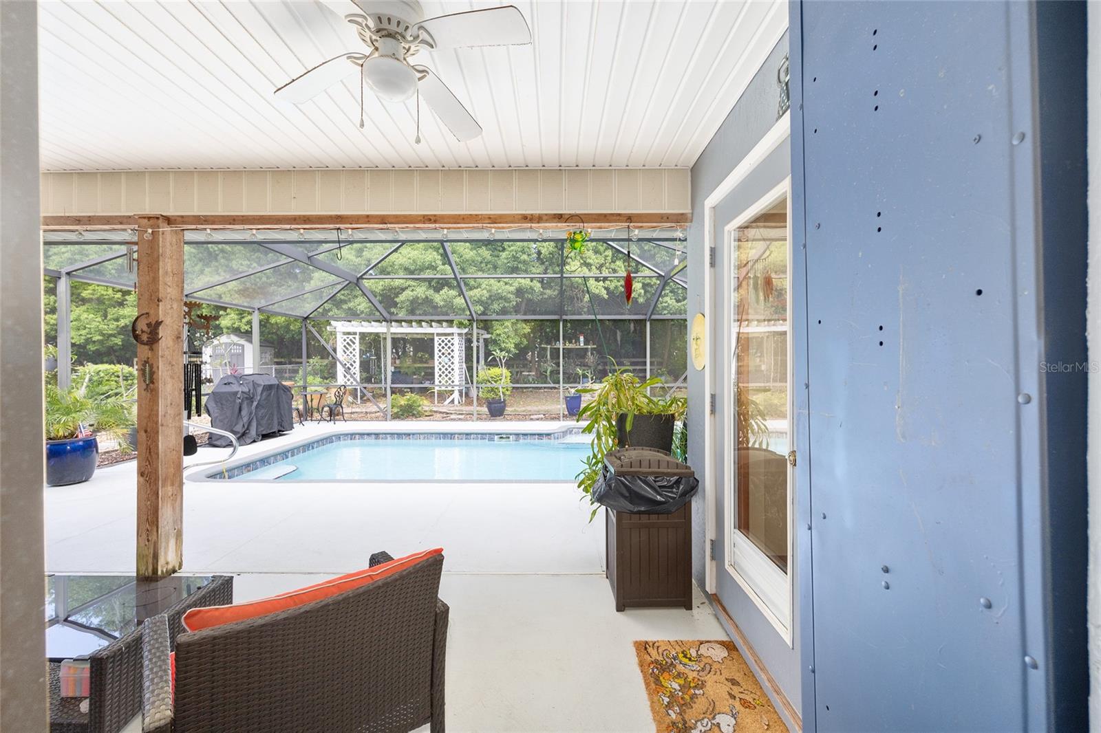 Image 4 of 20 For 725 56th Avenue