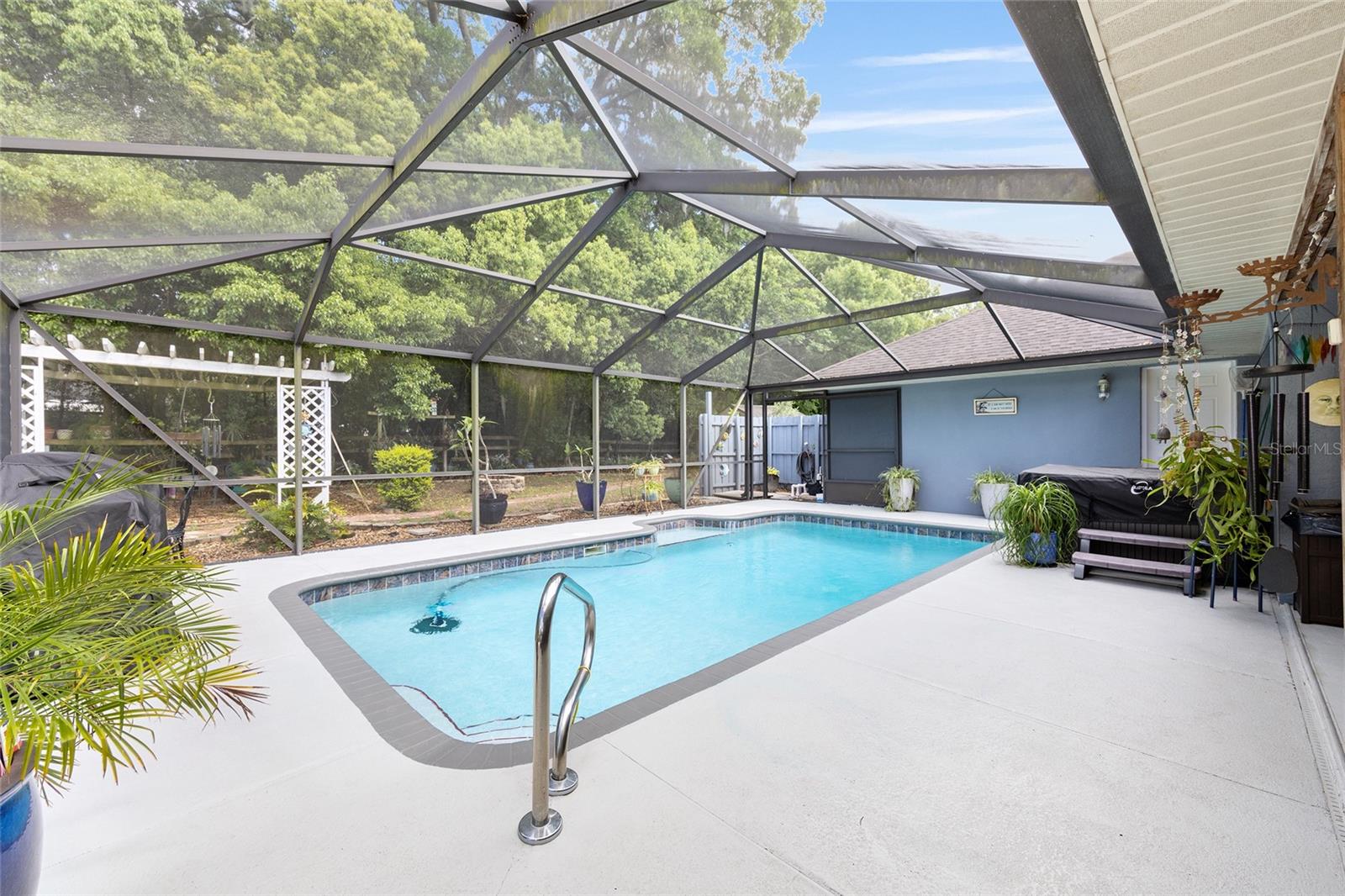 Image 5 of 20 For 725 56th Avenue