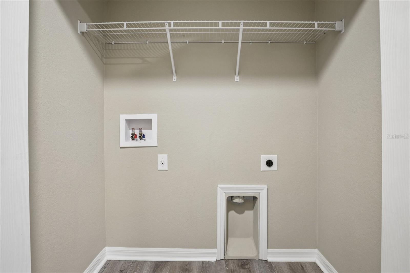 Image 23 of 24 For 2012 Juanita Place