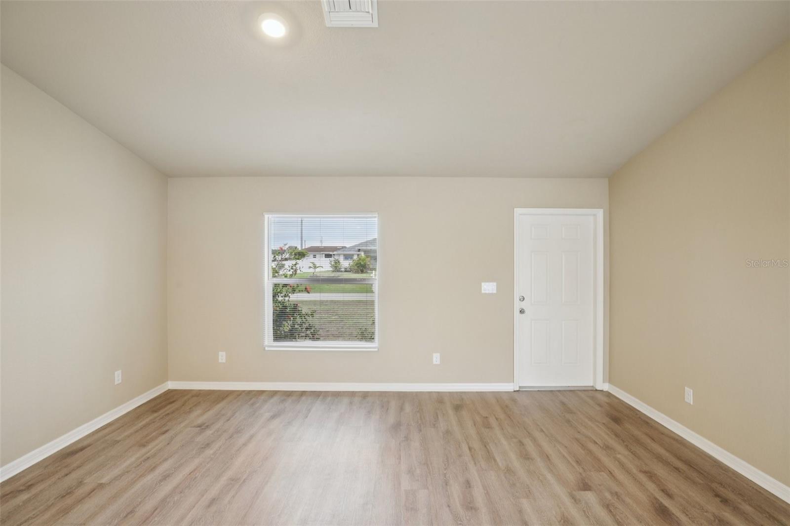 Image 5 of 24 For 2012 Juanita Place