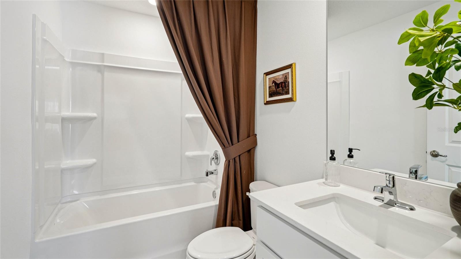 Listing photo id 15 for 4043 Kona Circle