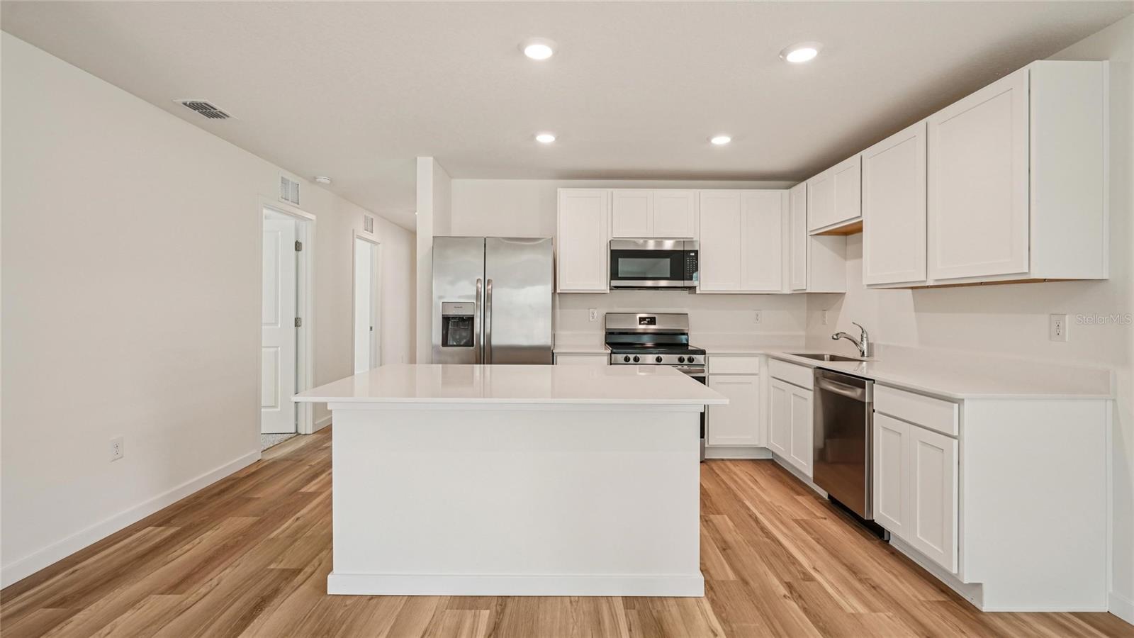 Image 12 of 29 For 4049 Kona Circle