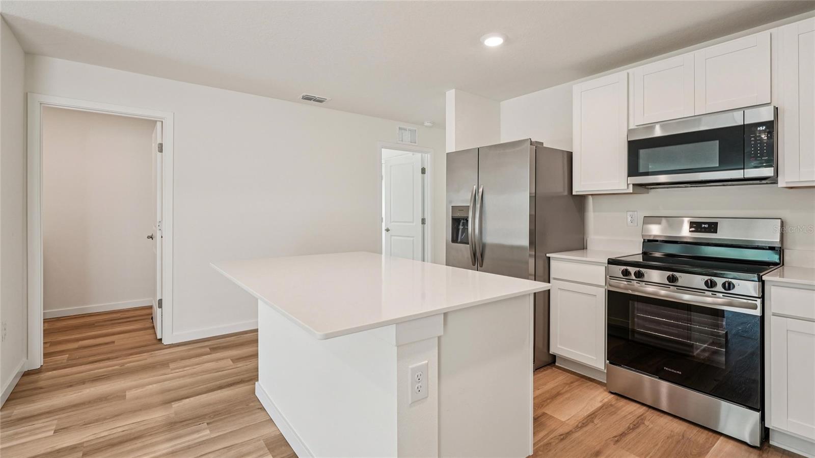 Image 13 of 29 For 4049 Kona Circle