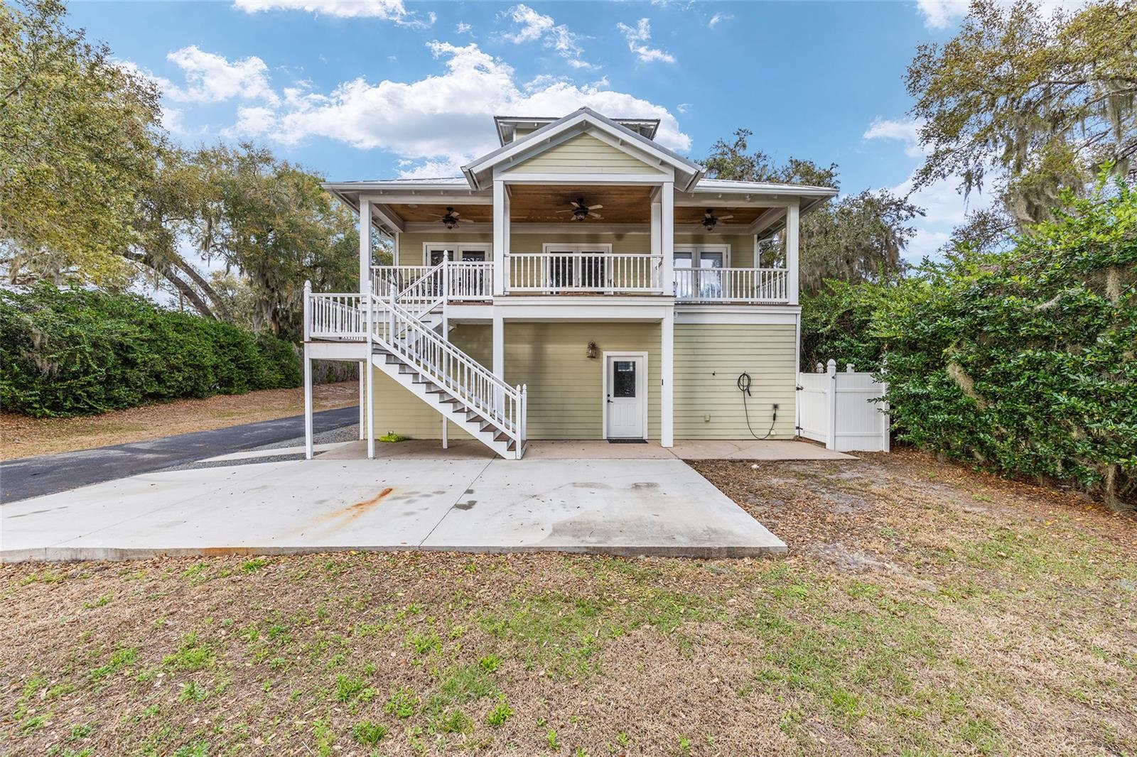 Image 12 of 93 For 14261 128th Street