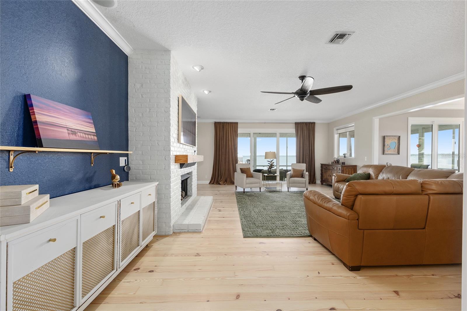 Image 19 of 93 For 14261 128th Street