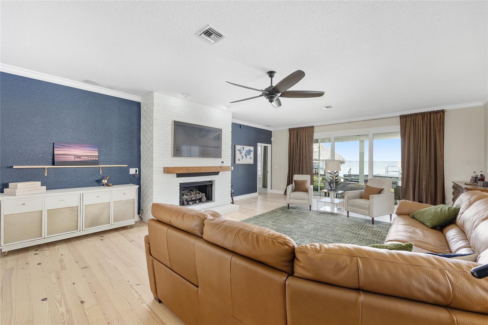 Image 22 of 93 For 14261 128th Street