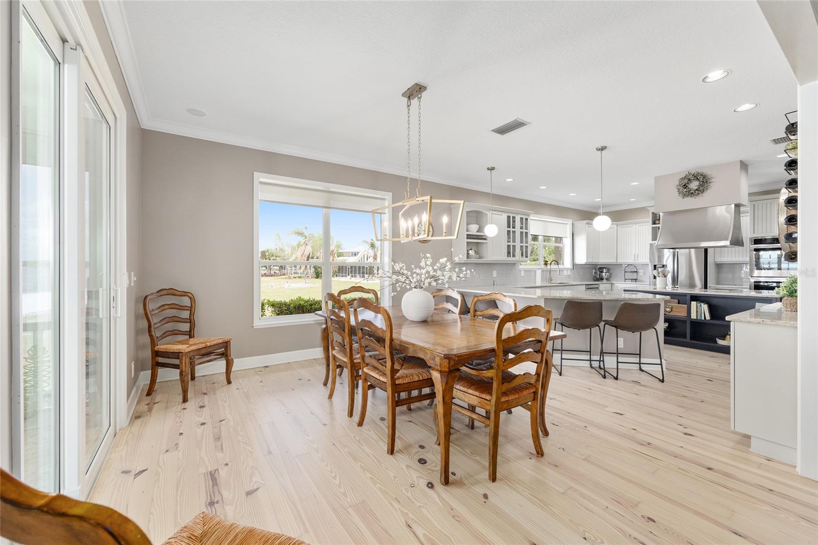 Image 23 of 93 For 14261 128th Street