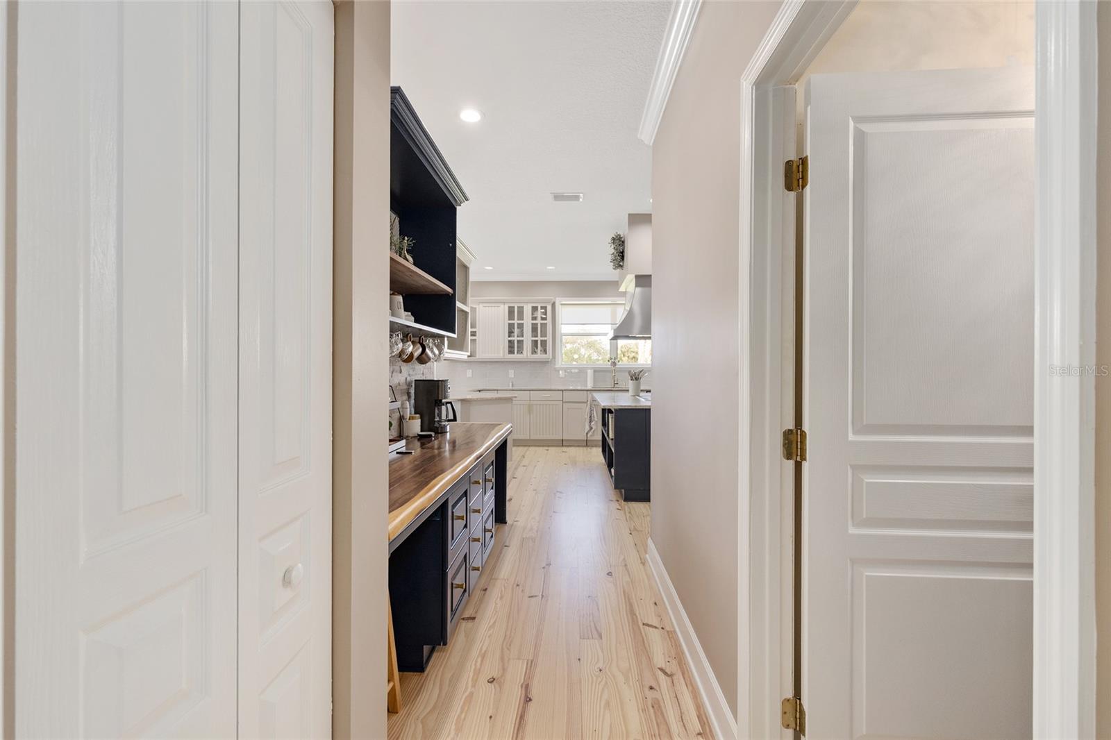 Image 32 of 93 For 14261 128th Street