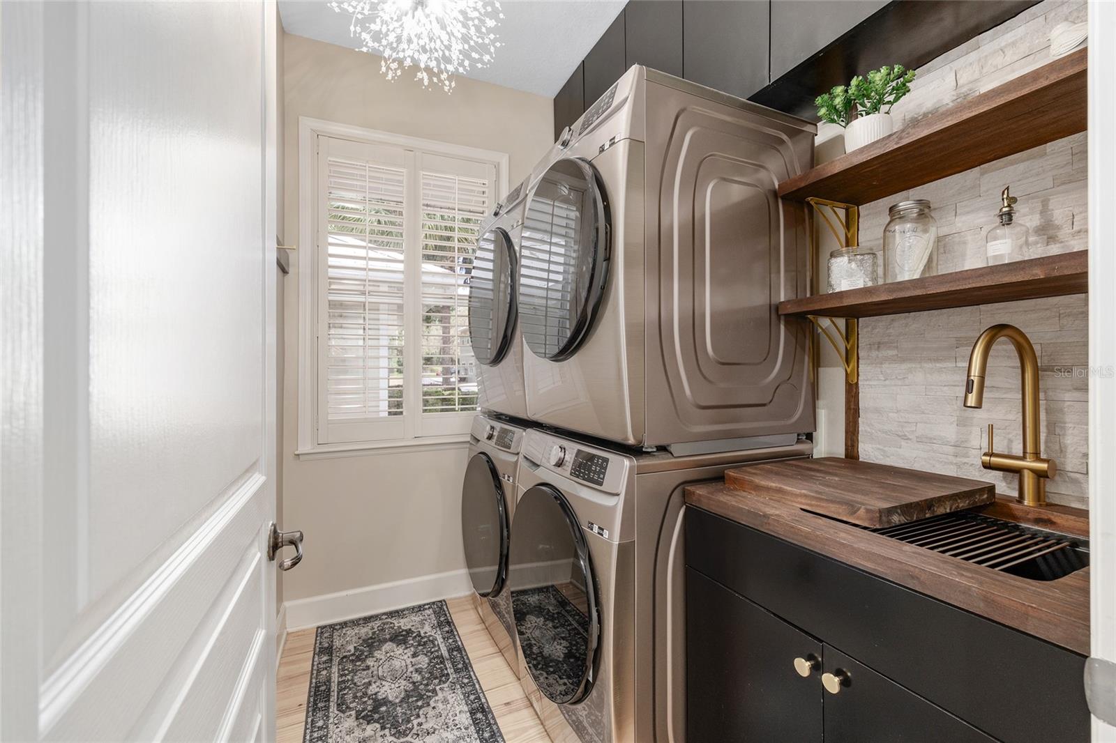 Image 33 of 93 For 14261 128th Street