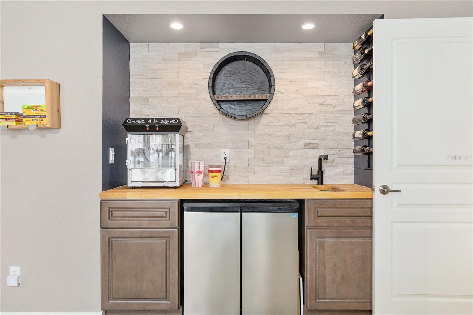 Image 44 of 93 For 14261 128th Street