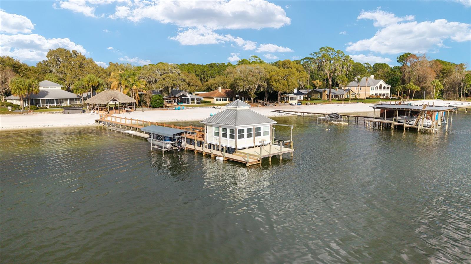 Image 6 of 93 For 14261 128th Street