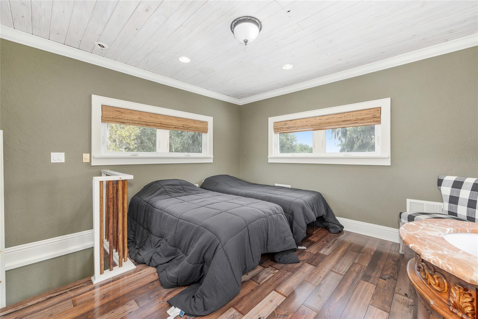 Image 78 of 93 For 14261 128th Street