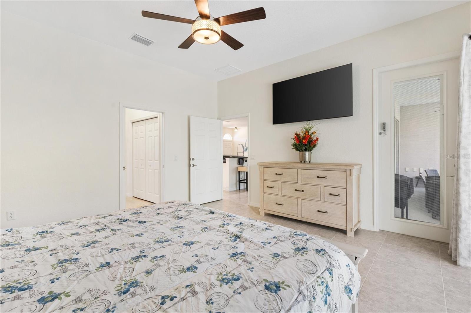 Image 14 of 60 For 10945 168th Loop