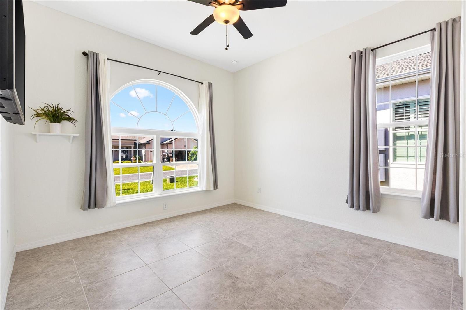 Image 21 of 60 For 10945 168th Loop