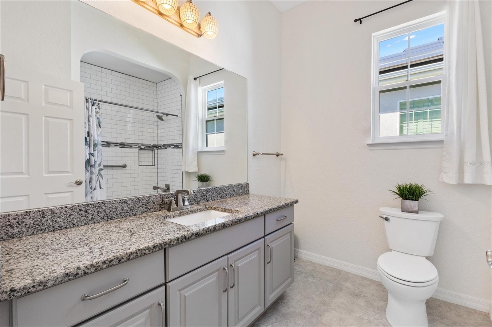 Image 23 of 60 For 10945 168th Loop