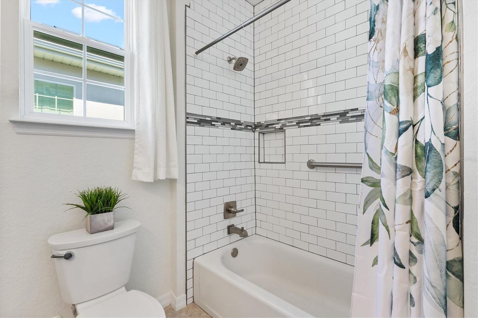 Image 24 of 60 For 10945 168th Loop