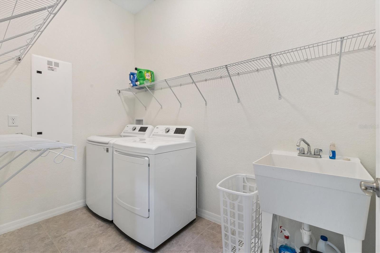 Image 27 of 60 For 10945 168th Loop