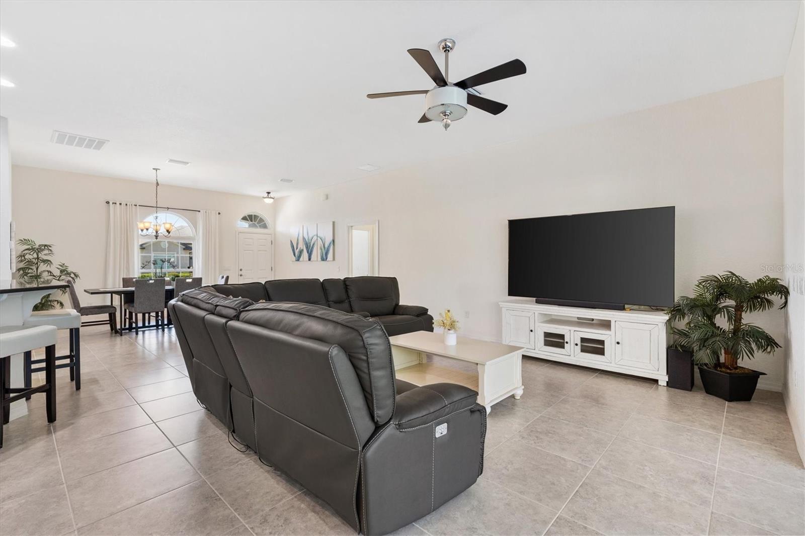 Image 7 of 60 For 10945 168th Loop