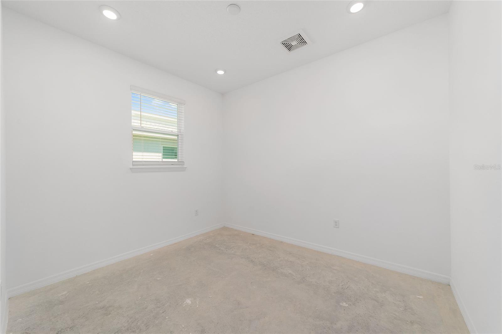 Image 37 of 43 For 5671 71st Avenue