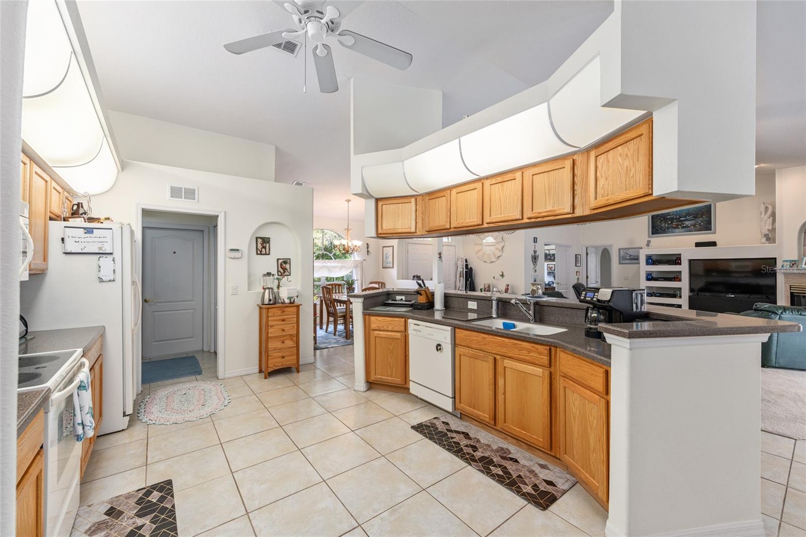 Image 14 of 72 For 4680 Elkcam Boulevard