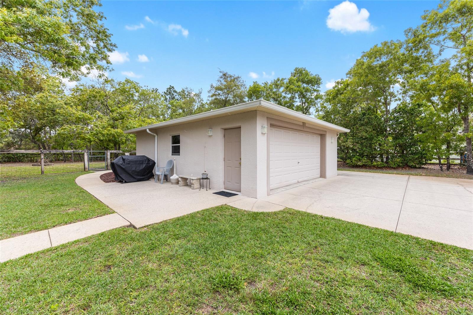 Image 3 of 72 For 4680 Elkcam Boulevard