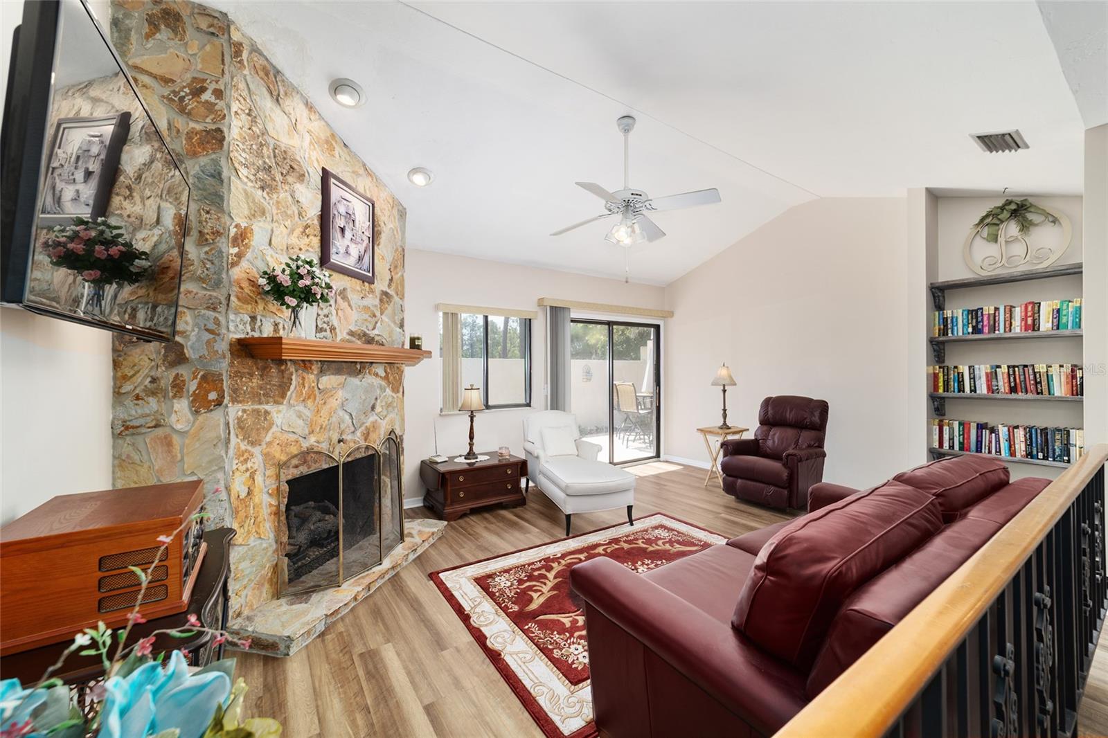 Image 11 of 43 For 1703 38th Avenue