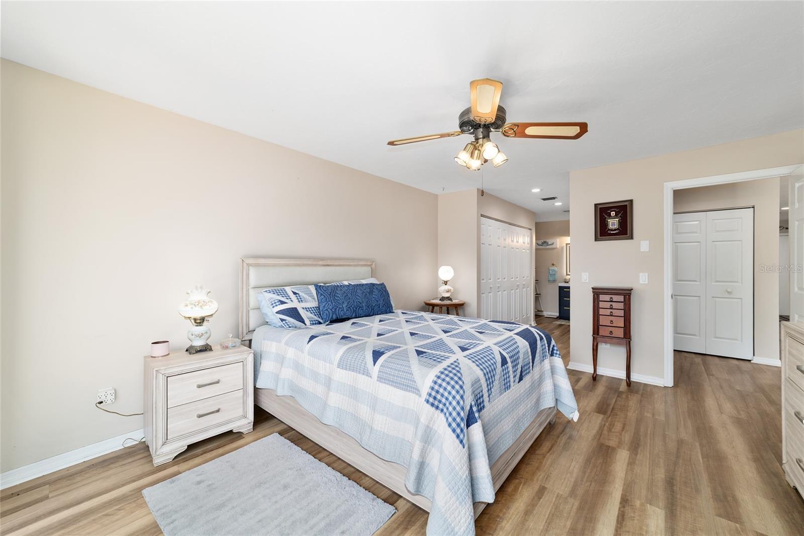 Image 26 of 43 For 1703 38th Avenue