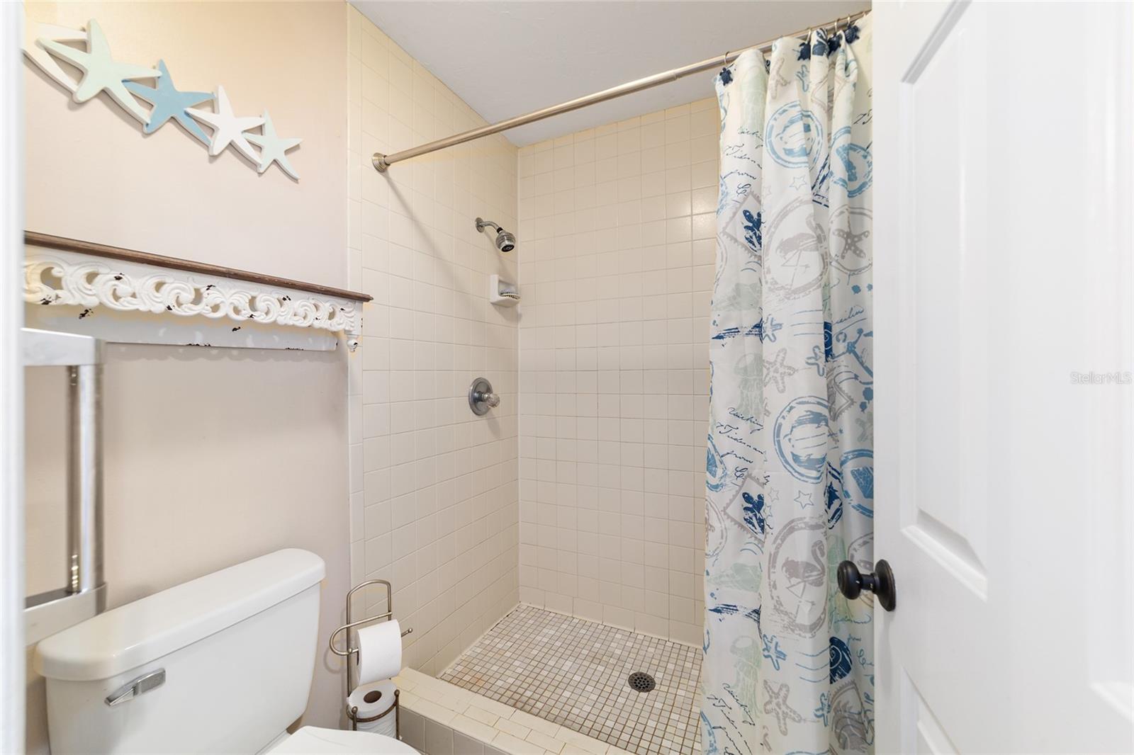 Image 28 of 43 For 1703 38th Avenue