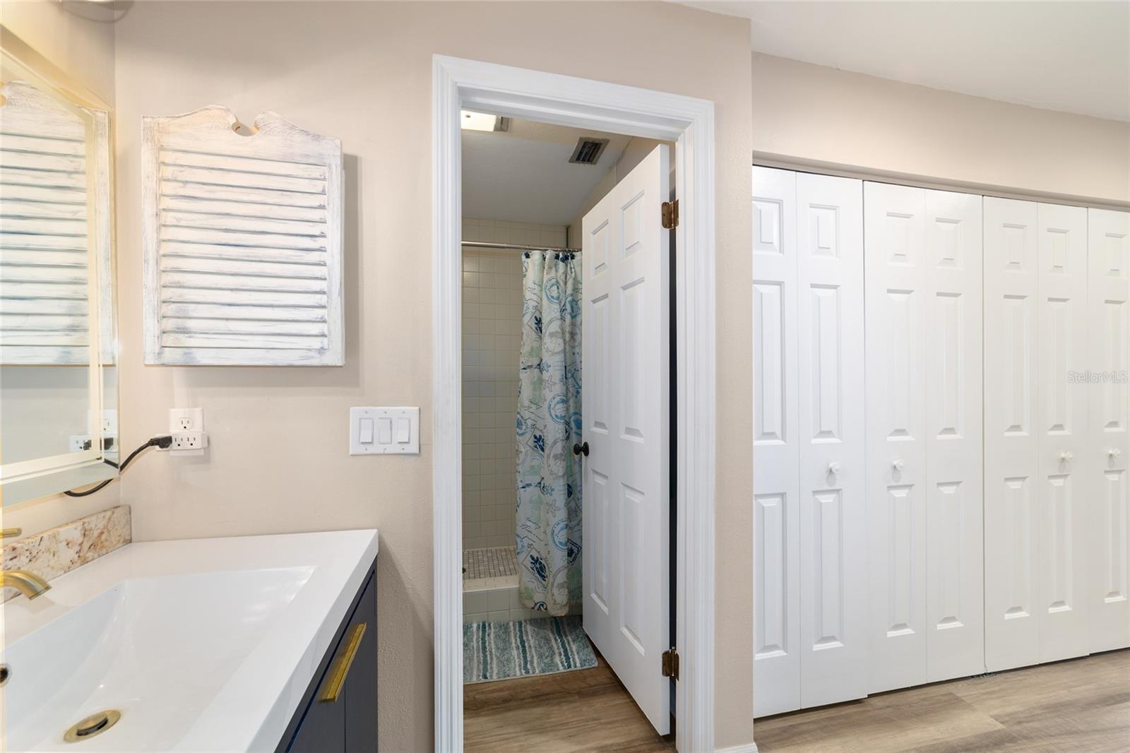 Image 29 of 43 For 1703 38th Avenue