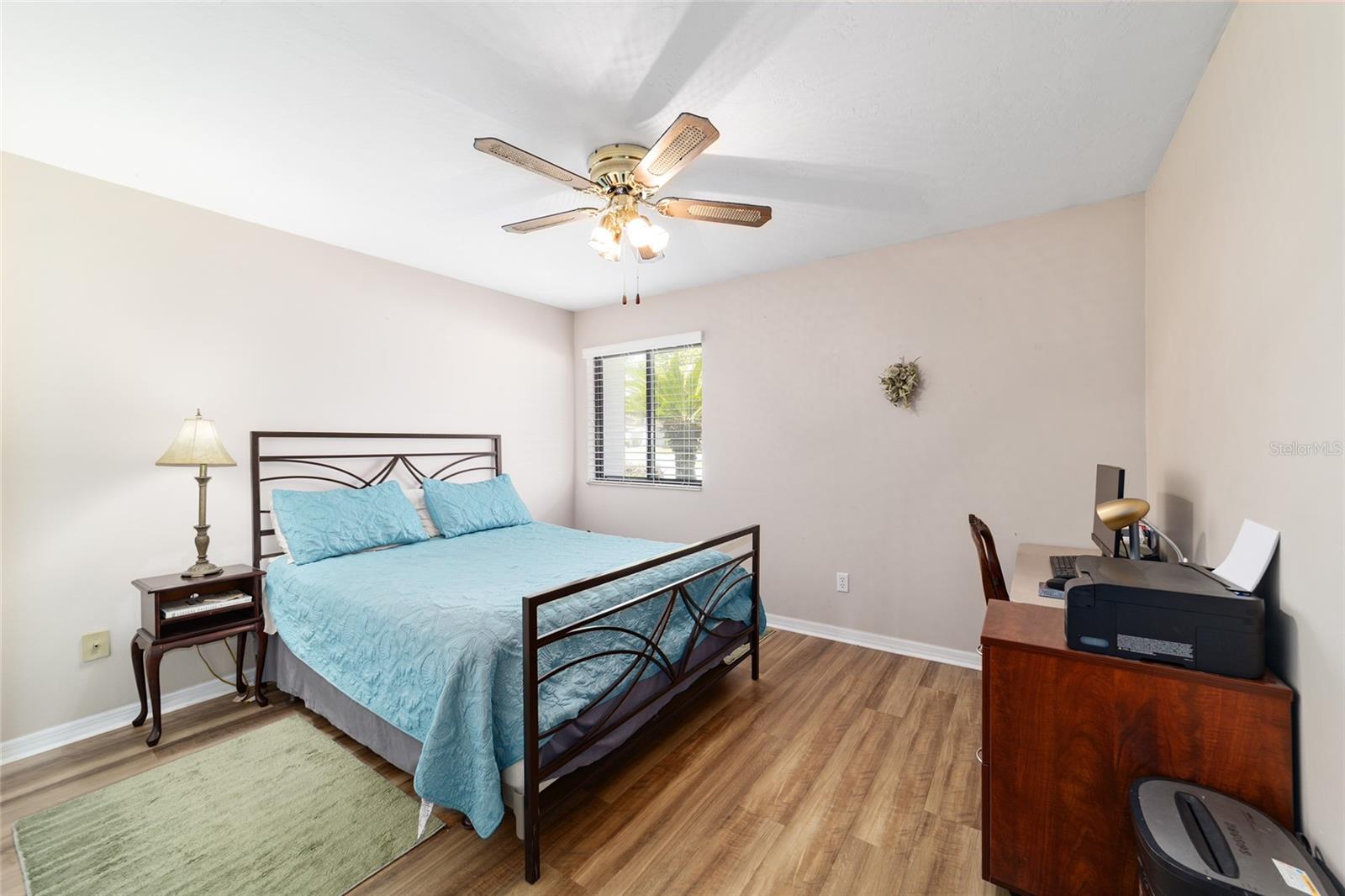 Image 32 of 43 For 1703 38th Avenue