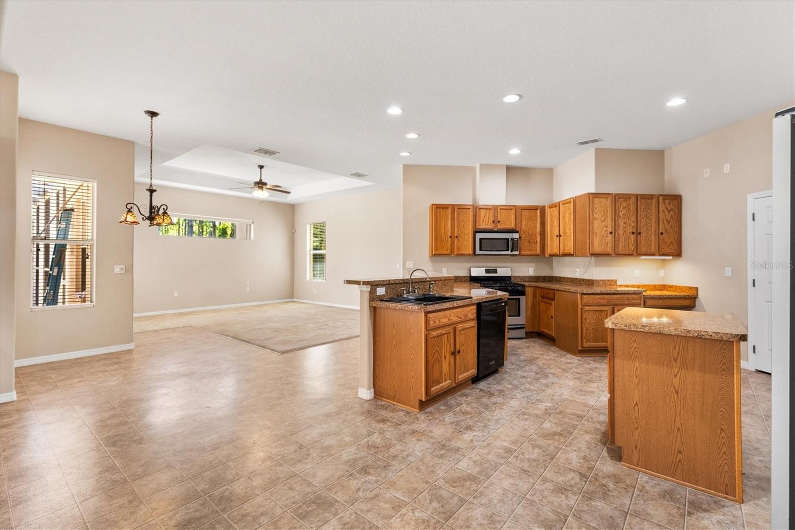 Image 28 of 73 For 2567 Stampede Drive