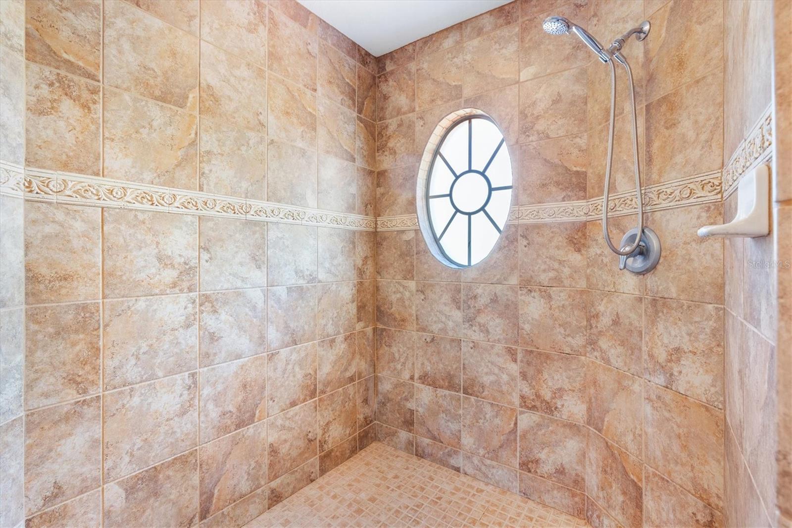 Image 39 of 73 For 2567 Stampede Drive