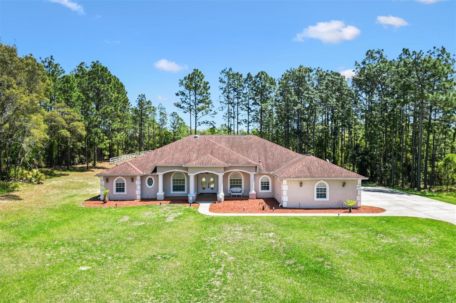 Image 64 of 73 For 2567 Stampede Drive