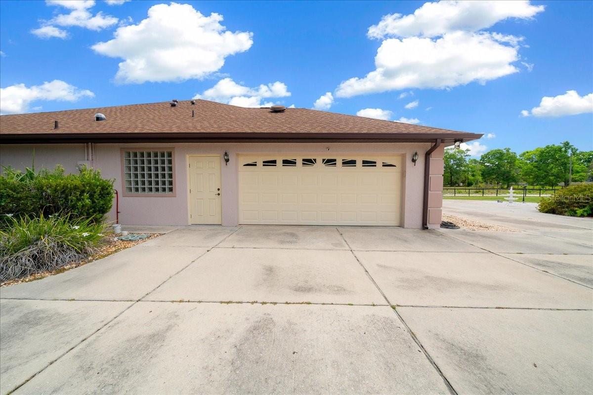 Image 22 of 82 For 5085 38th Street