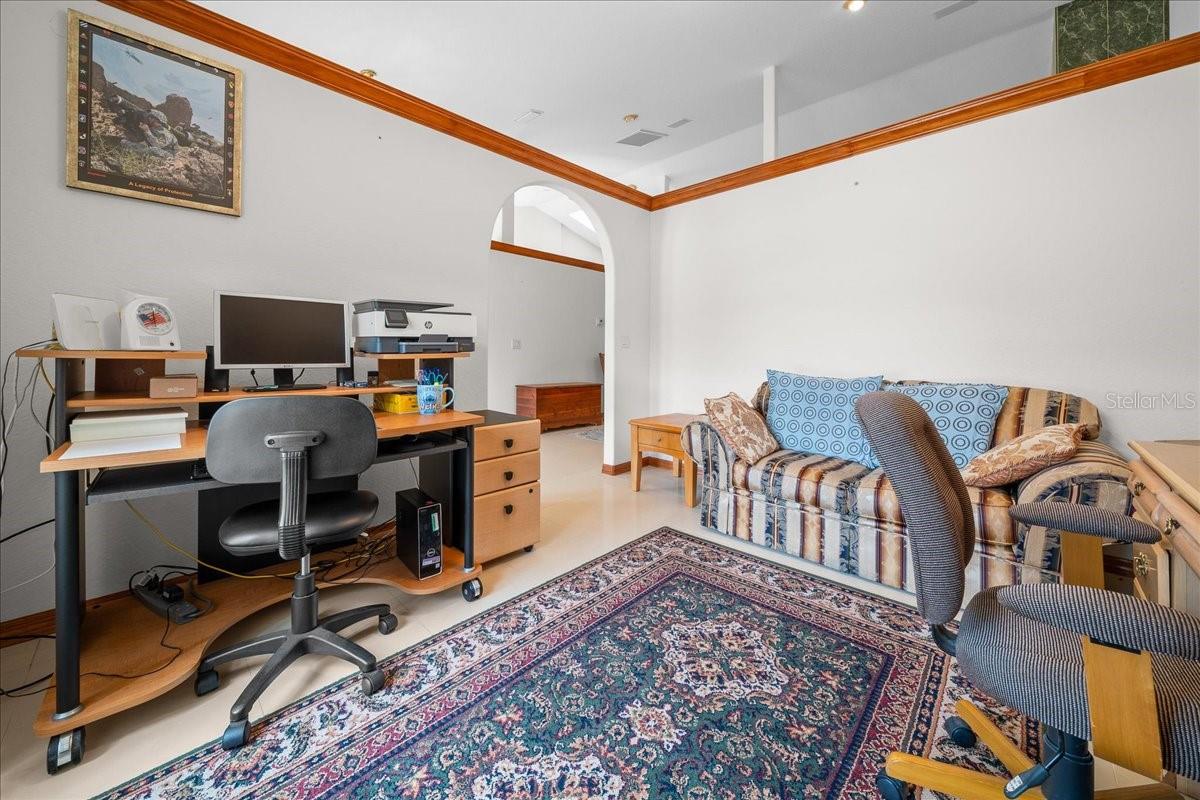 Image 37 of 82 For 5085 38th Street