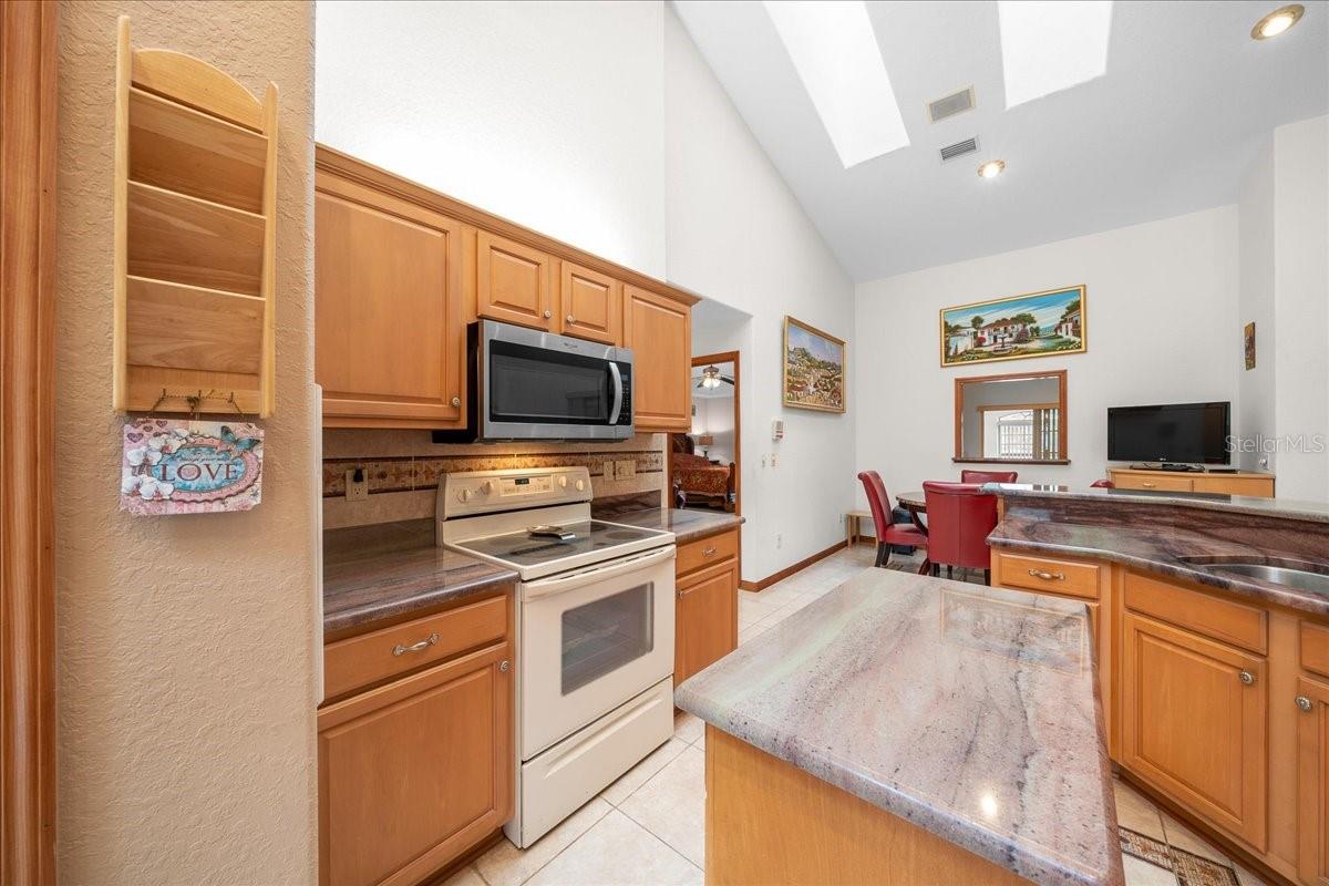 Image 42 of 82 For 5085 38th Street