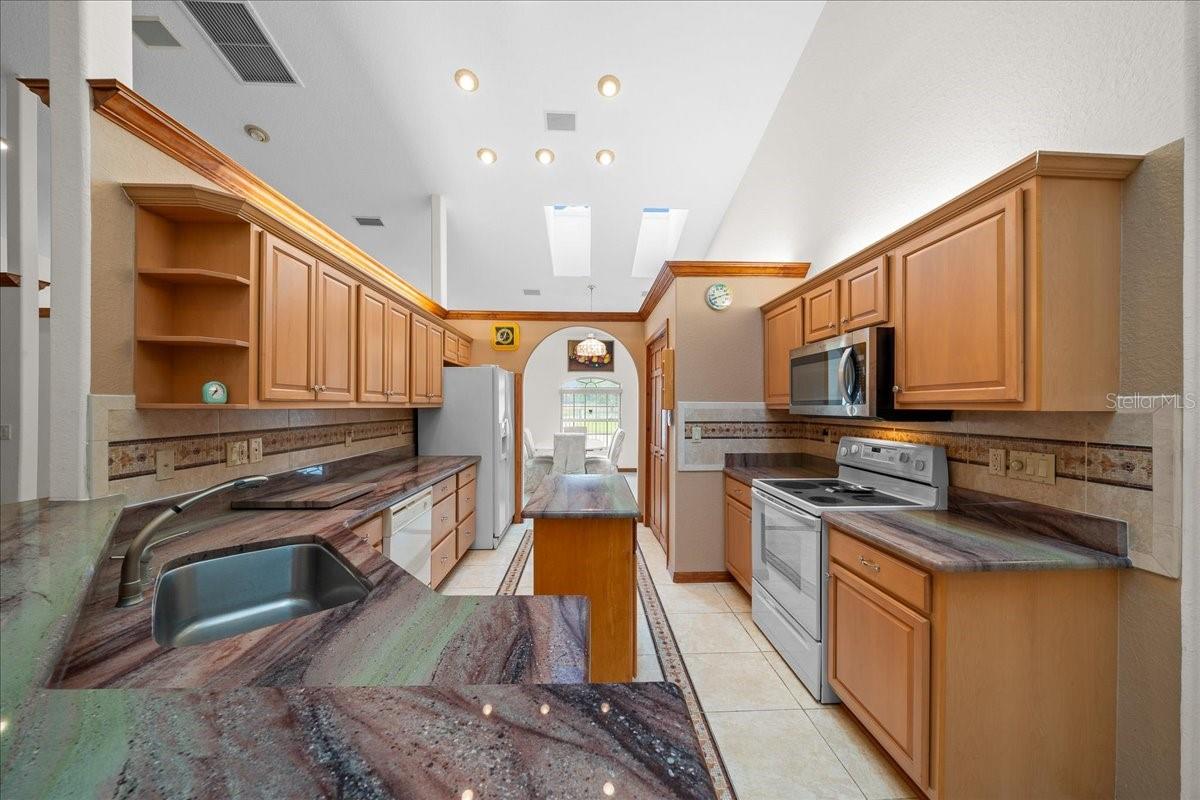 Image 44 of 82 For 5085 38th Street