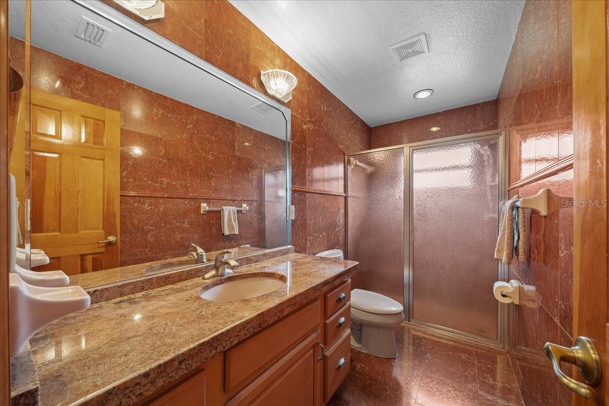 Image 51 of 82 For 5085 38th Street