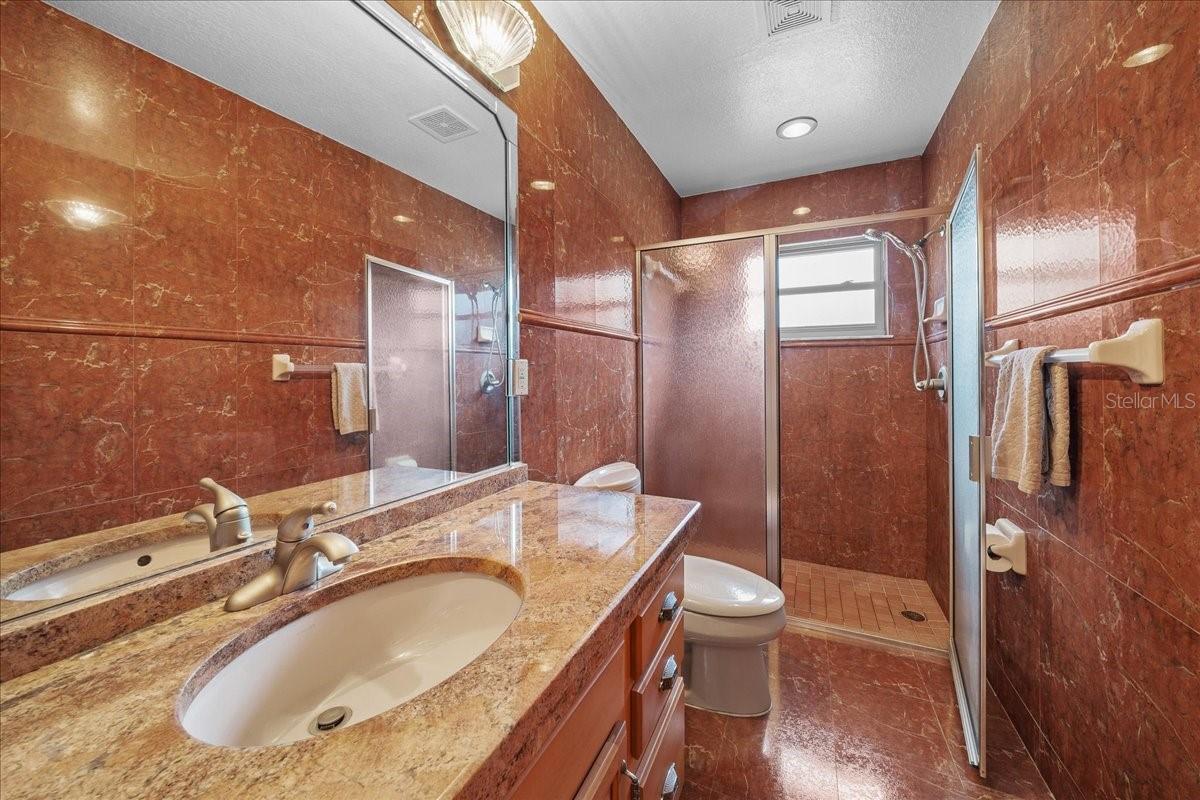 Image 52 of 82 For 5085 38th Street