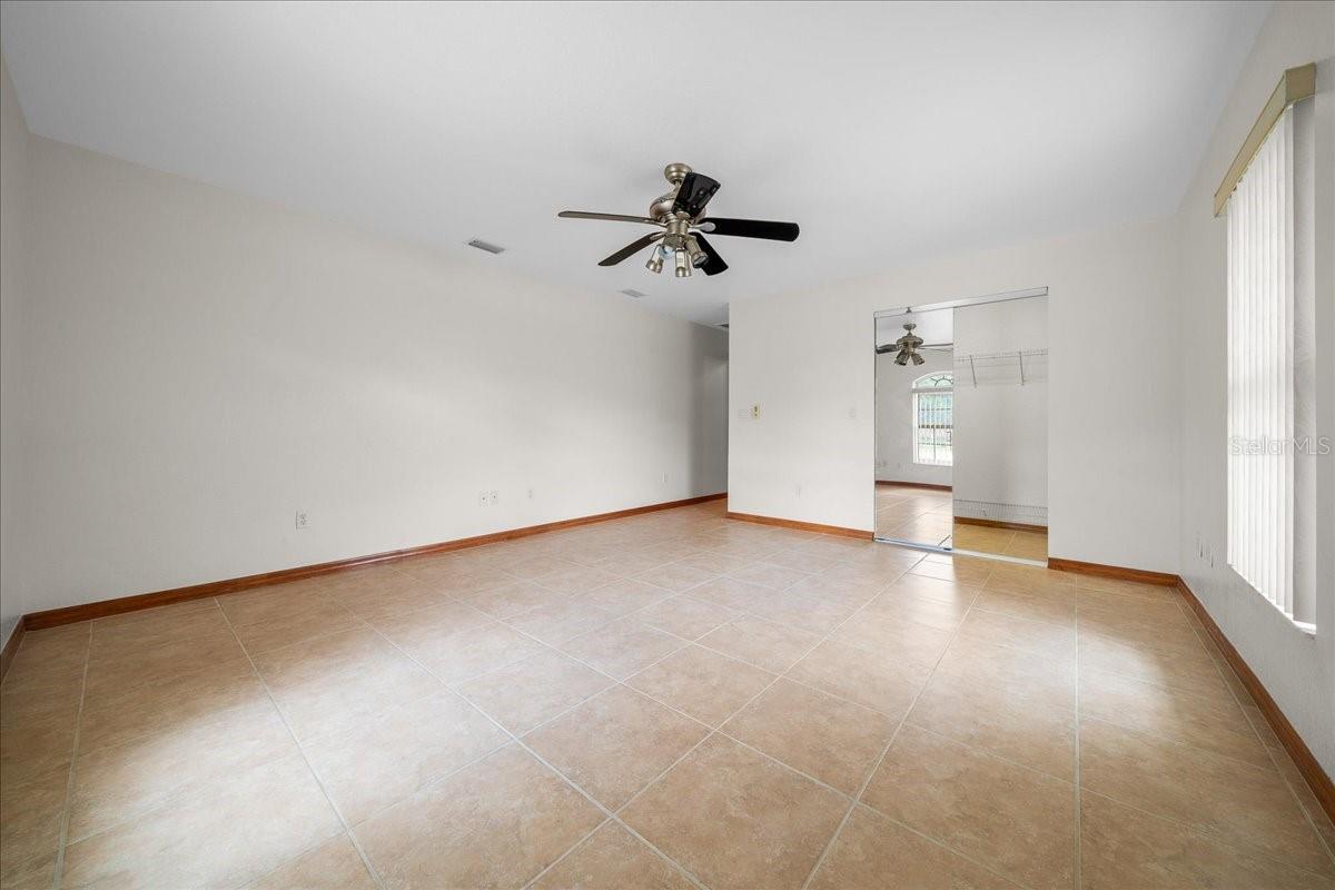 Image 54 of 82 For 5085 38th Street