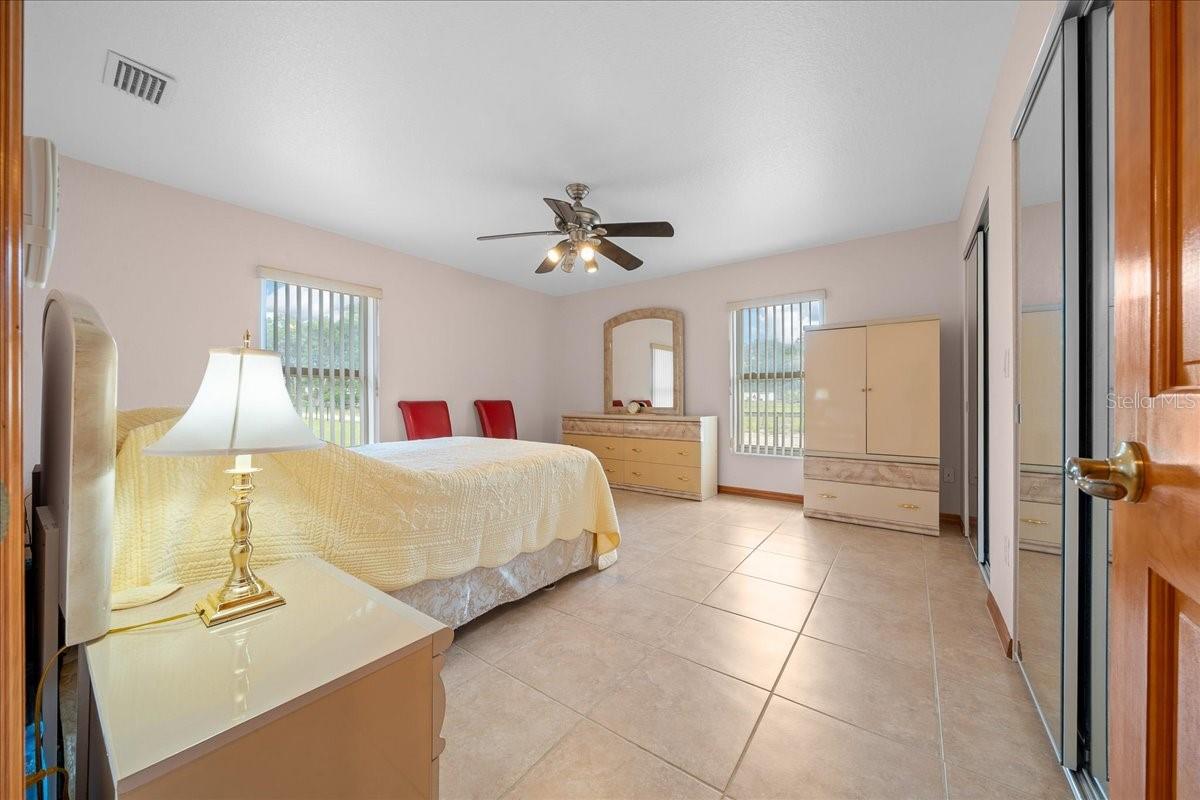 Image 57 of 82 For 5085 38th Street