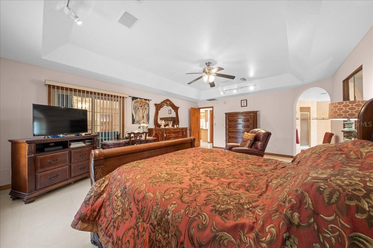 Image 66 of 82 For 5085 38th Street