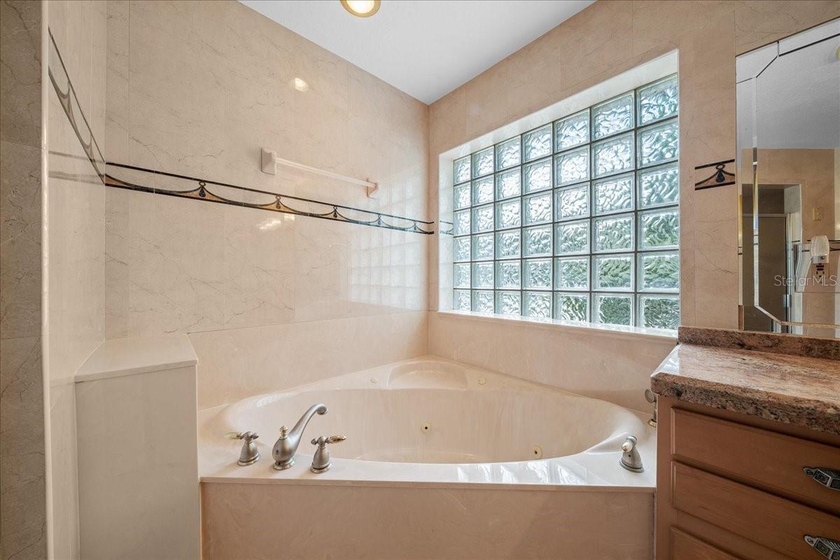 Image 74 of 82 For 5085 38th Street