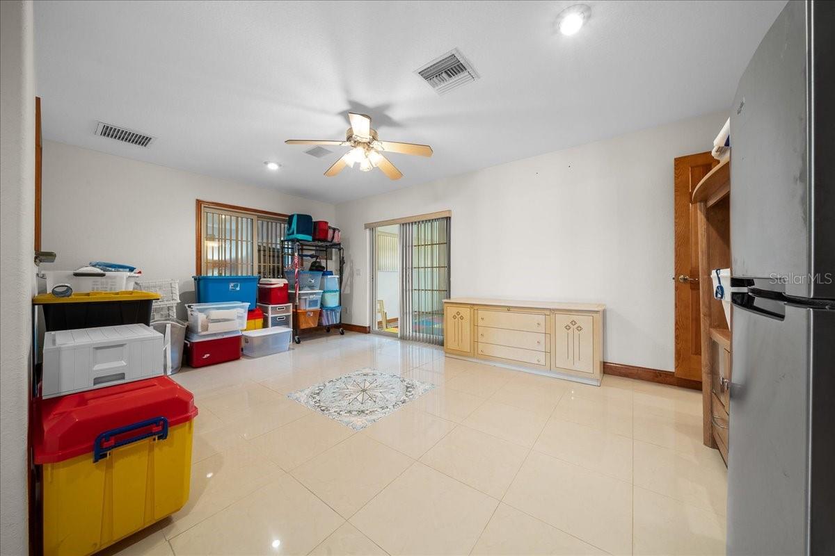 Image 76 of 82 For 5085 38th Street