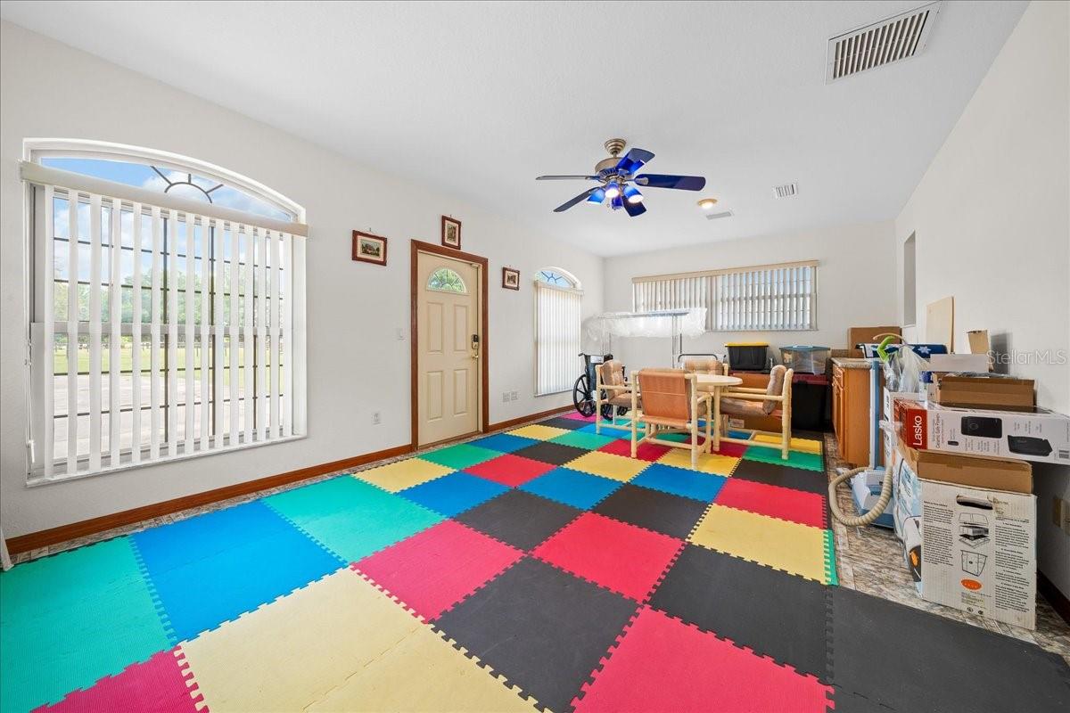 Image 79 of 82 For 5085 38th Street