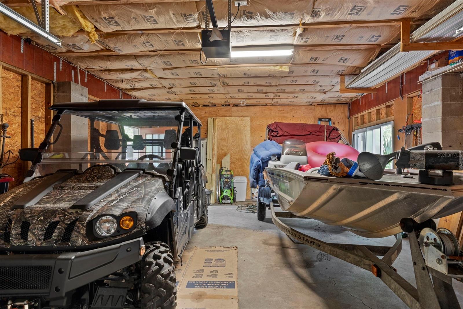 Listing photo id 22 for 6779 Pinebranch Point