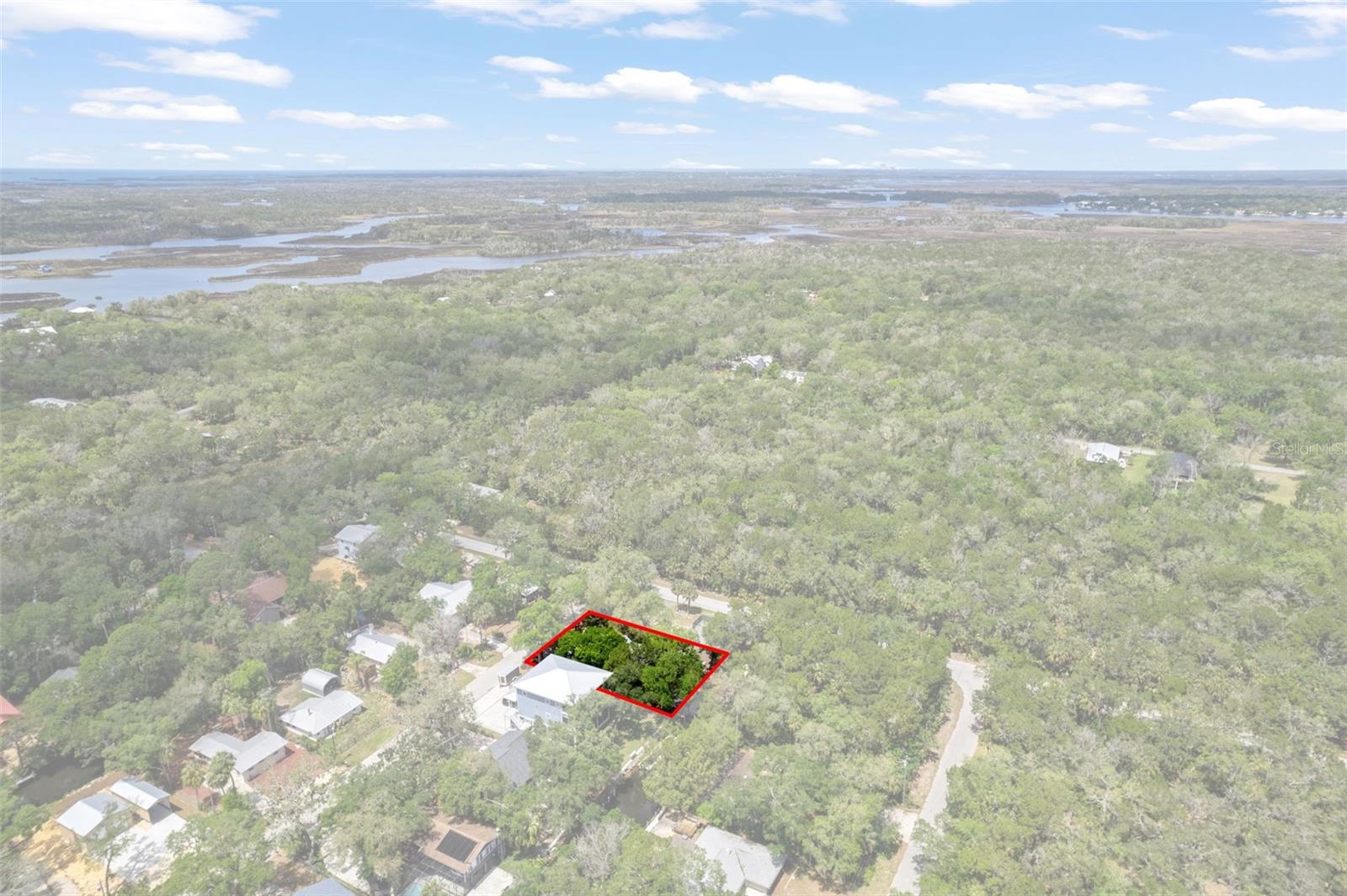 Listing photo id 33 for 6779 Pinebranch Point