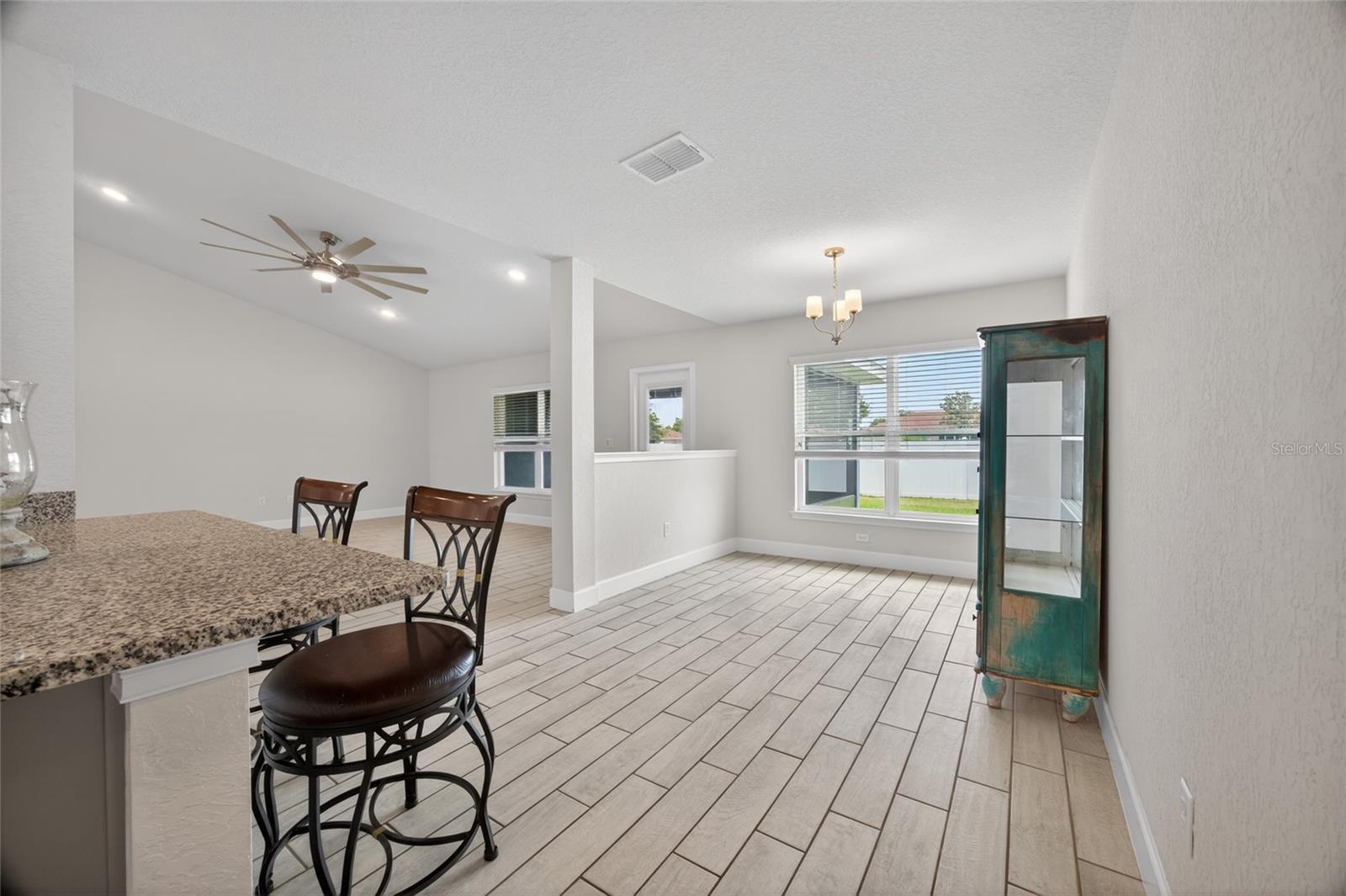 Image 12 of 40 For 8356 59th Terrace