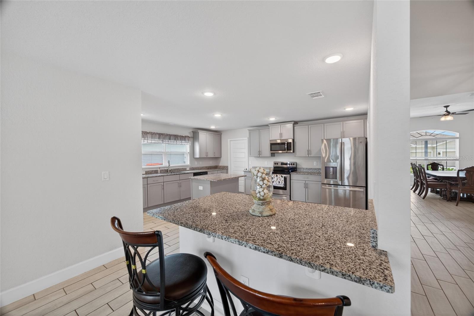 Image 13 of 40 For 8356 59th Terrace