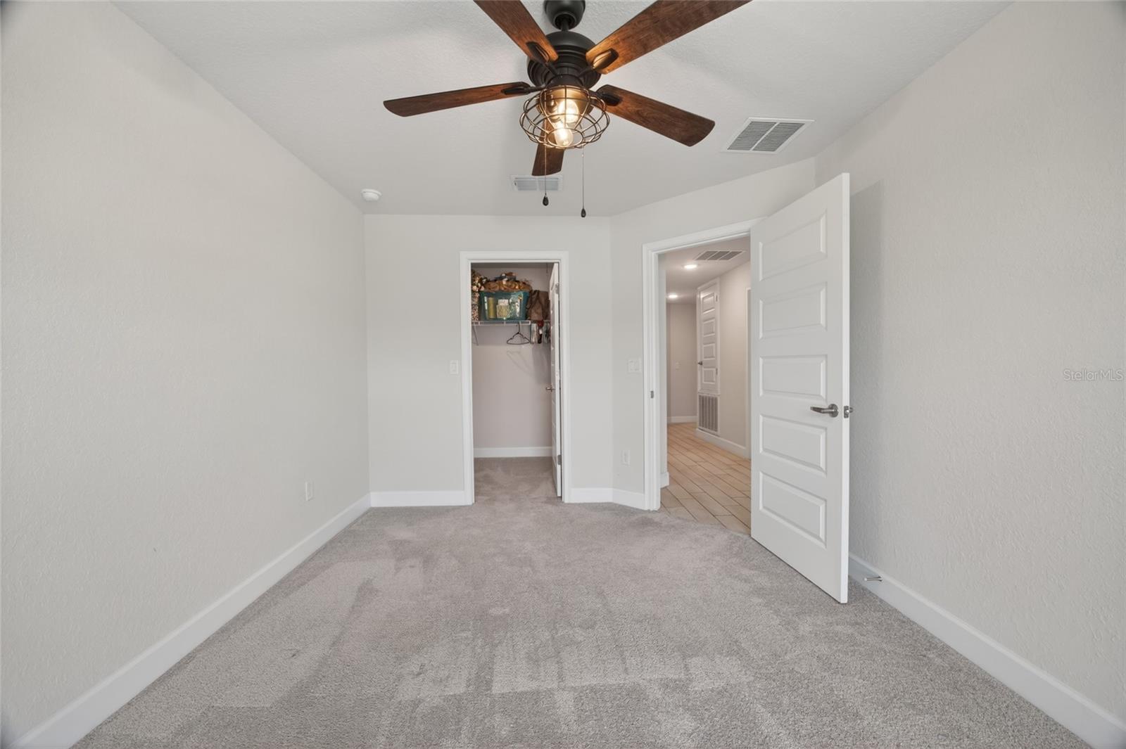 Image 32 of 40 For 8356 59th Terrace